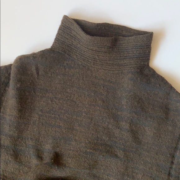 turtle neck without sticking all waives - Picture 2 of 6